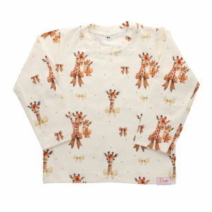 andgemaakte kinderlongsleeve met girafprint van zachte tricot stof.